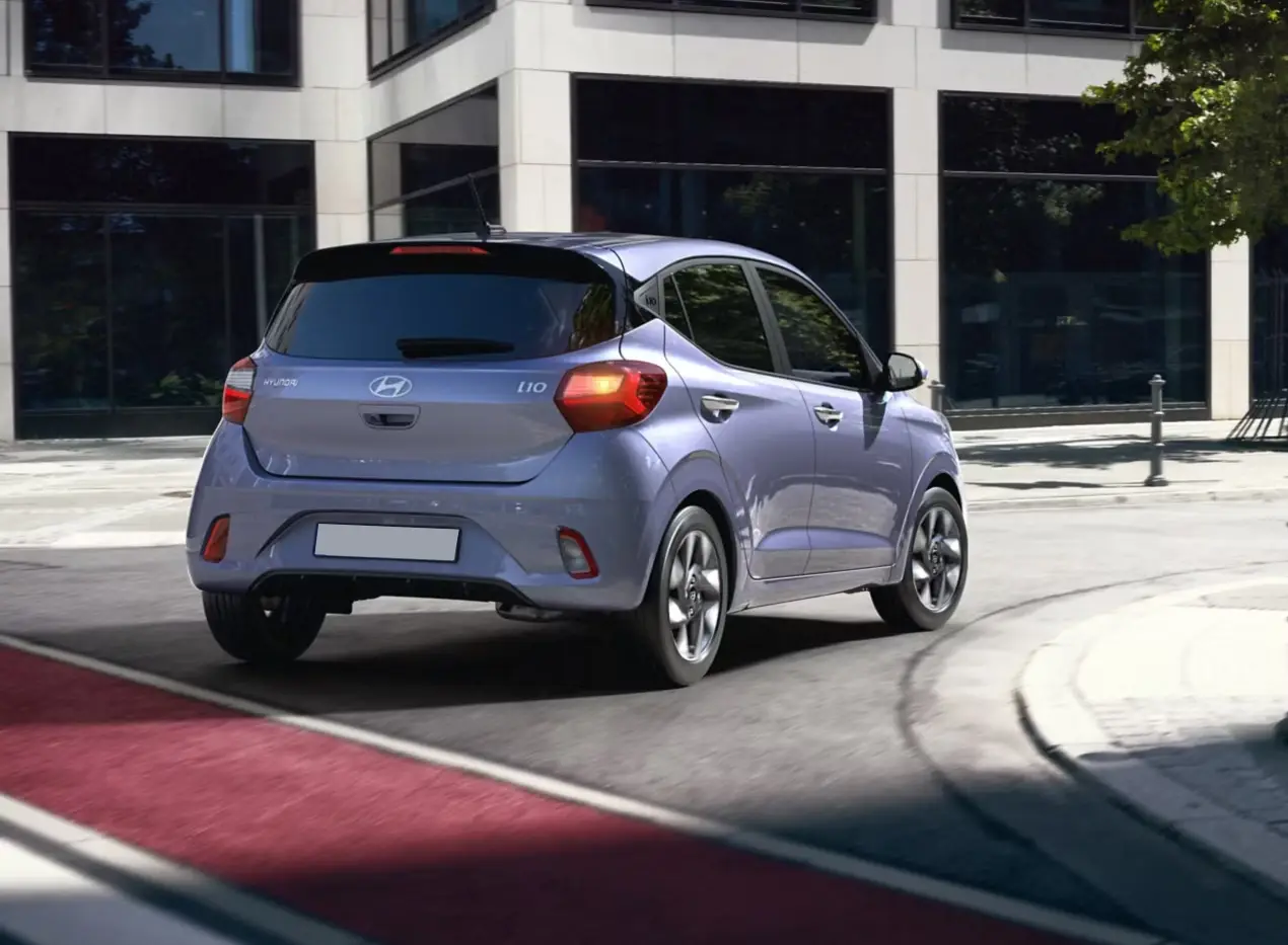 Oferta renting Hyundai i10 equipamiento